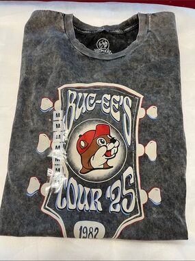 Buc-ee's Black Wash Logo Tee - Beaver Graphic